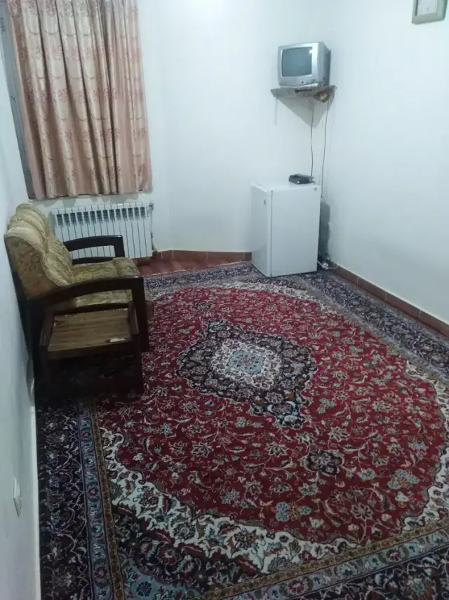 هتل آپارتمانی هشت بهشت