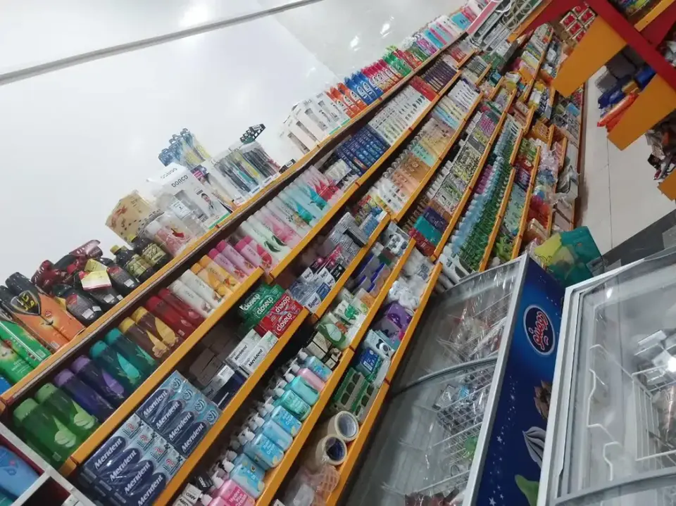 فروشگاه مواد غذایی میم مارکت