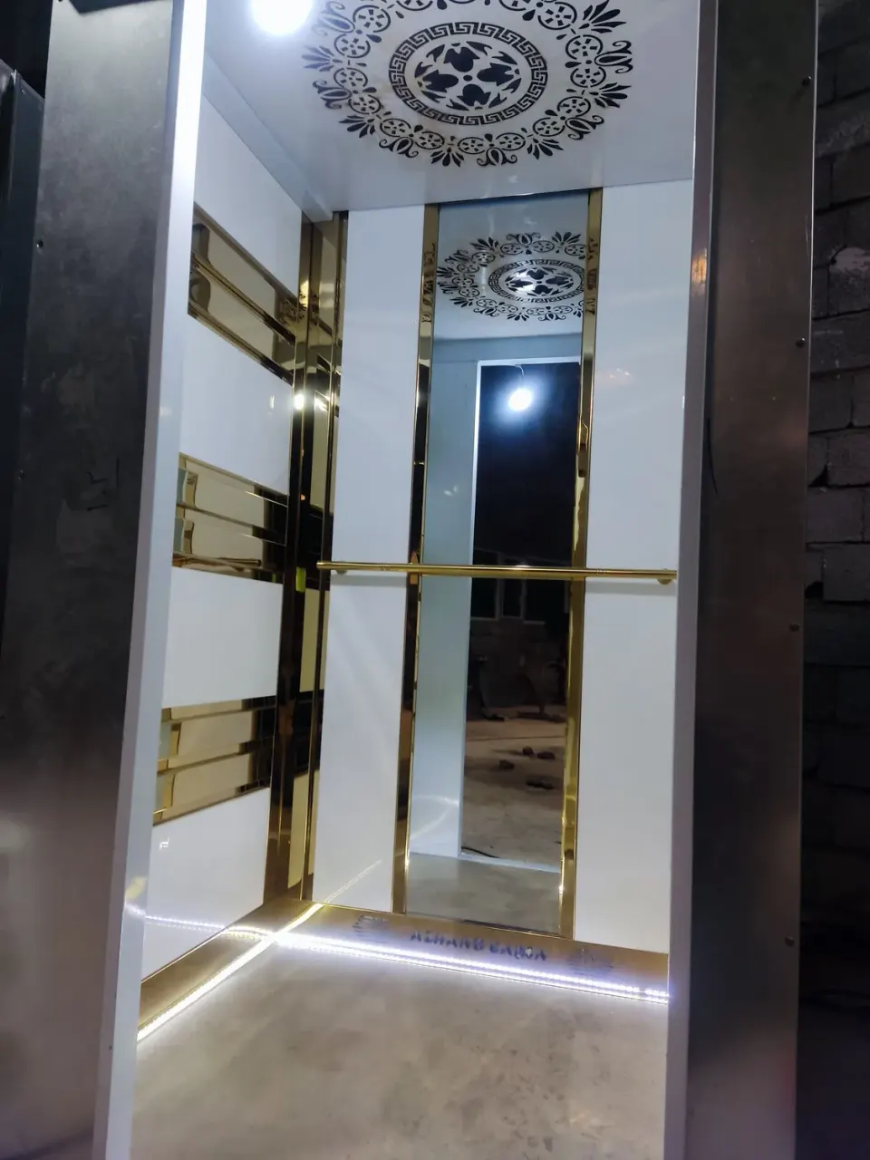شرکت آسانسور سانا صعود خیاو
