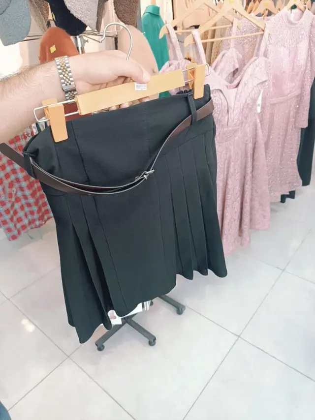 پوشاک نایلی