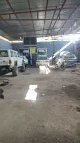 فروشگاه لوازم یدکی رئیسی