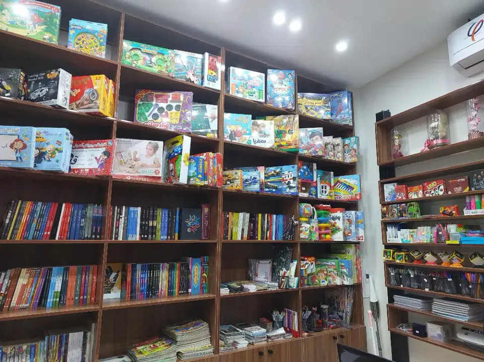 کتاب فروشی هایکو