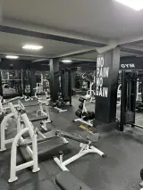 آکادمی بدنسازی آراد