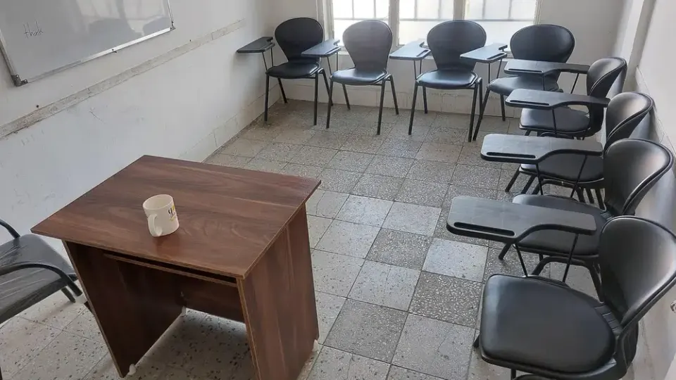 آموزشگاه زبان سافاری