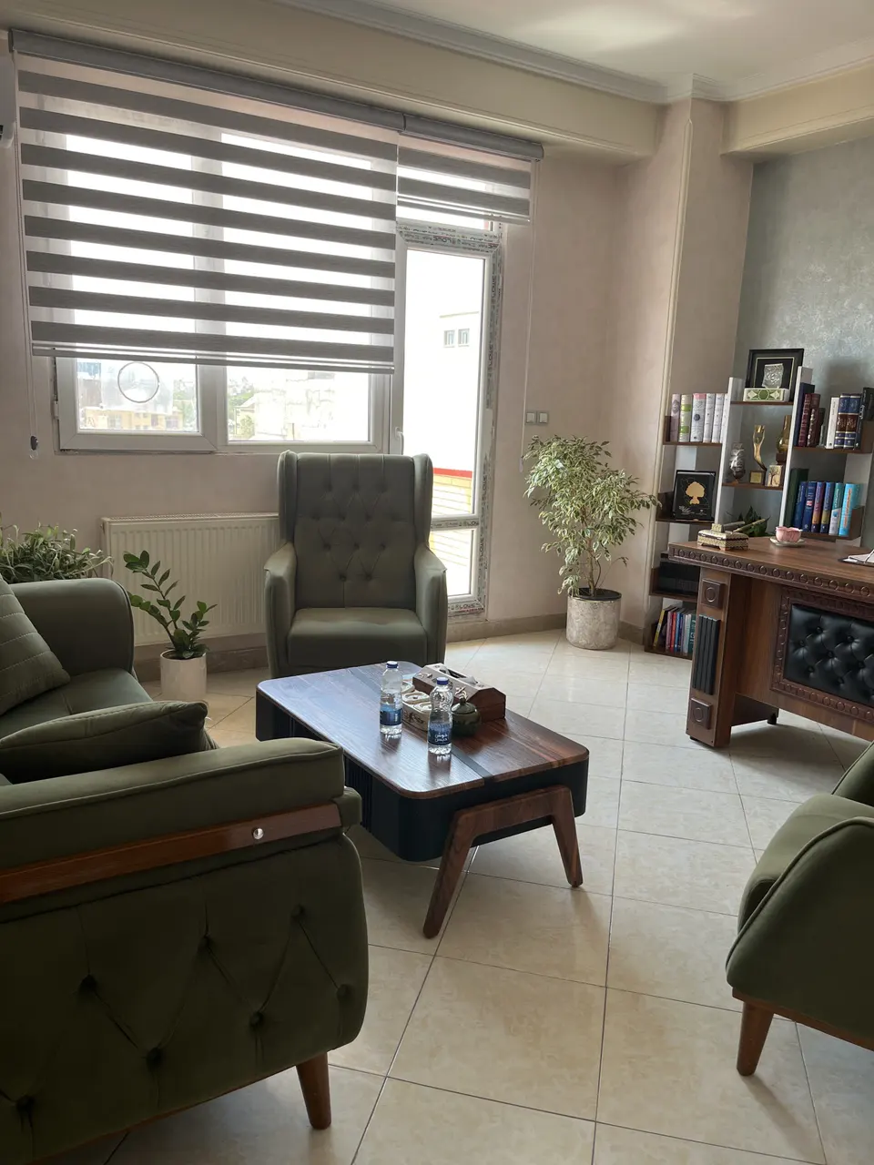 دکتر شبنم مشحونی
