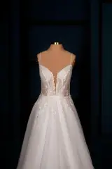 مزون لباس عروس بیست