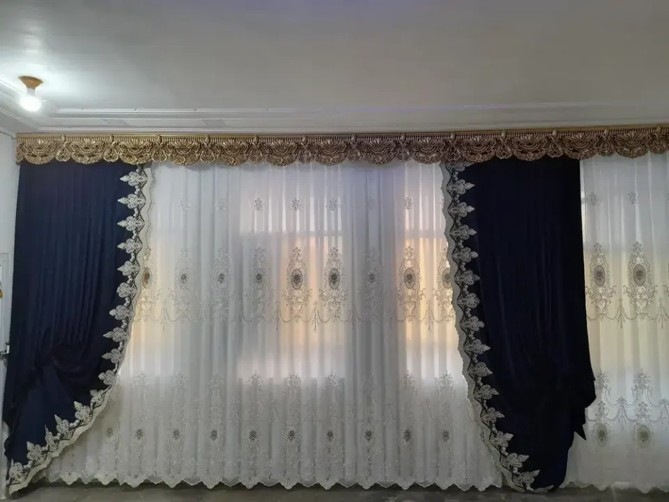 پرده سرای اریا