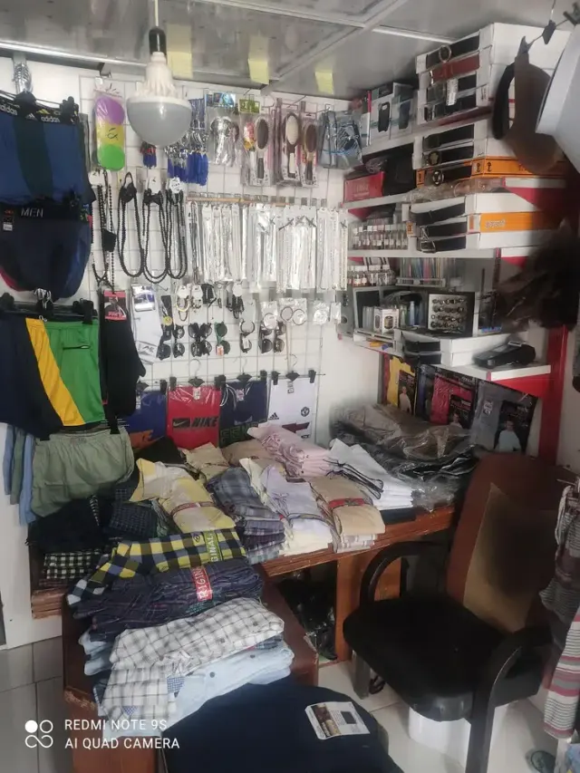 گالری پوشاک نسل جوان