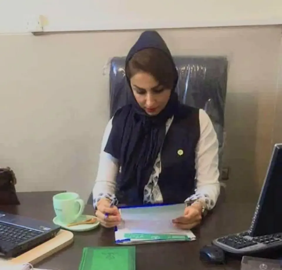 وکیل پایه یک آسیه غلامی هفشجانی