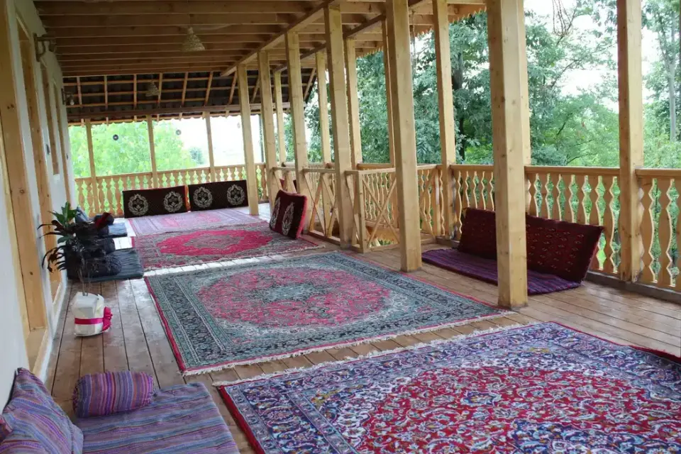 اقامتگاه بومگردی گیلسو