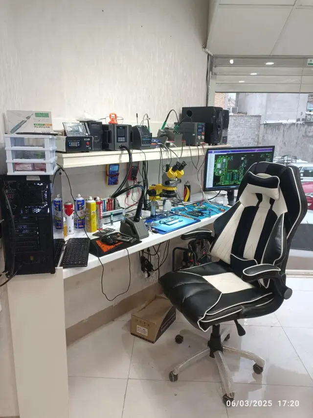 الماس موبایل تعمیرات تخصصی هارد و cpu