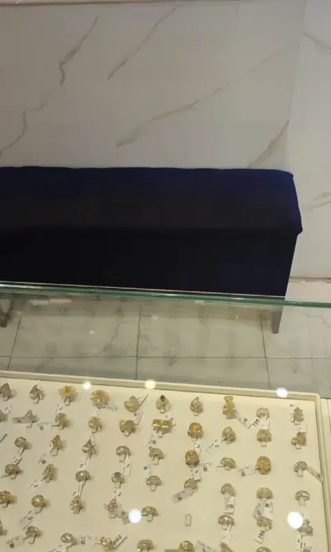 گالری طلا و جواهری ناب محمودزاده