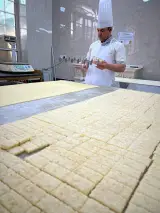 کارگاه تولید شیرینی حسین ولیک