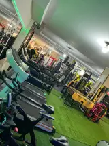 باشگاه بدنسازی فیت من
