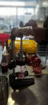 لبنیات وآبمیوه بستنی چیکا