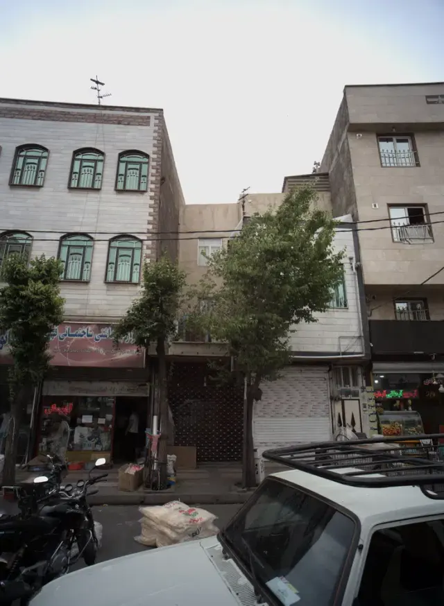 فروشگاه لوازم بهداشتی ساختمان