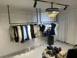 مزون مون