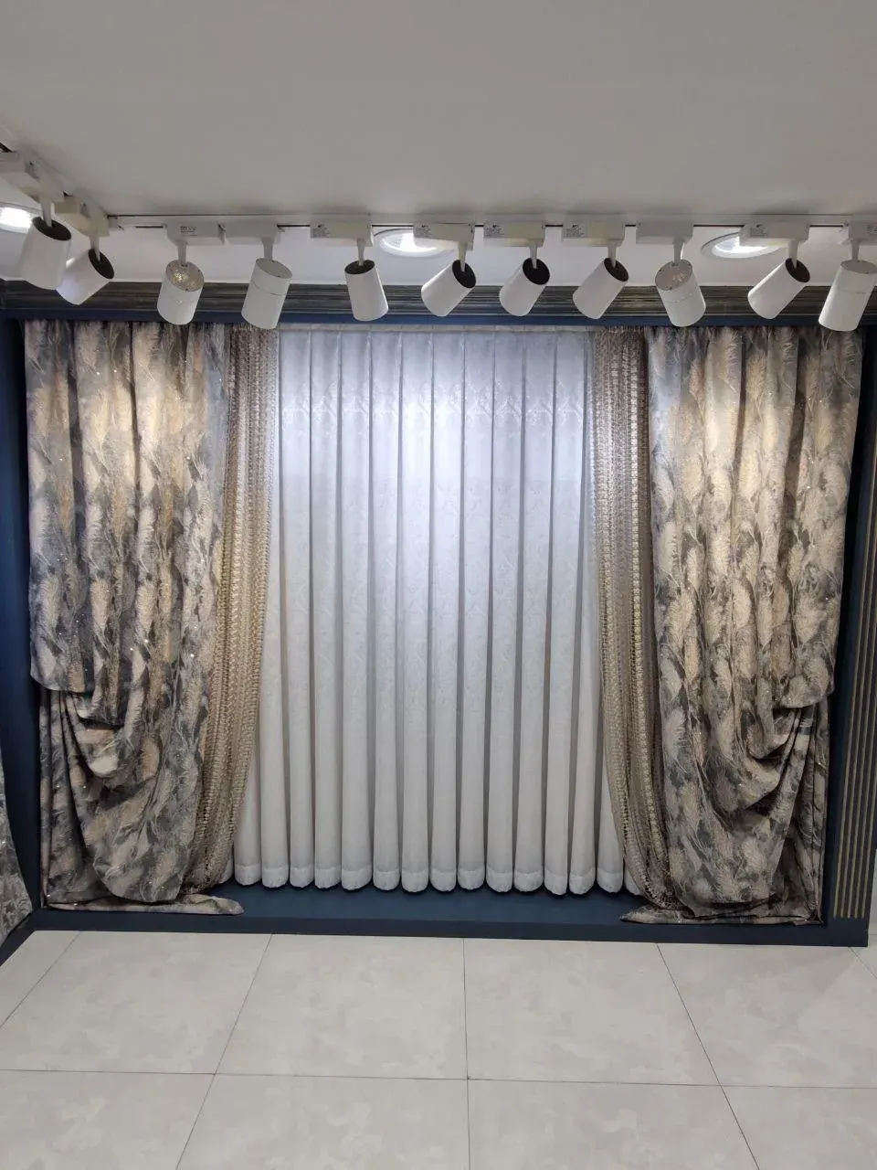 پرده سرای حافظ