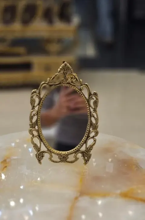 برنز عاشری