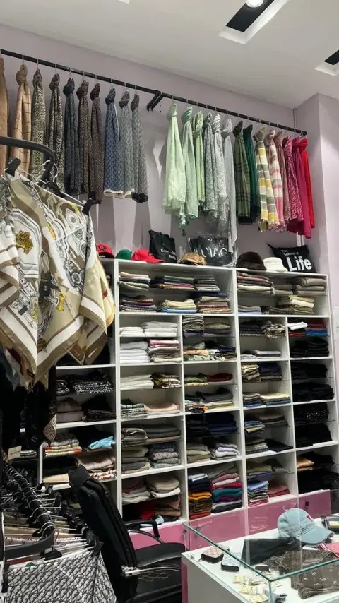 شال و روسری آوات
