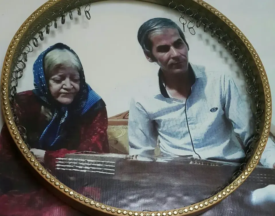کلاس موسیقی استاد فردین محمودی