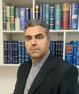 دکتر روح اله کریمی وکیل پایه یک دادگستری و استاد دانشگاه