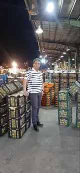 میدان بزرگ میوه و تره بار استان قم