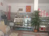 شیرینی فروشی