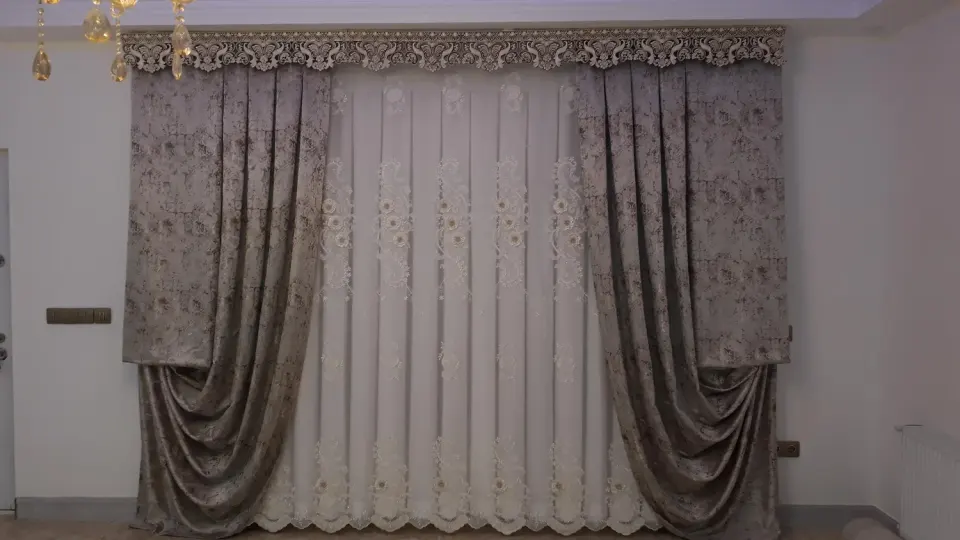 پرده سرای امپراطور