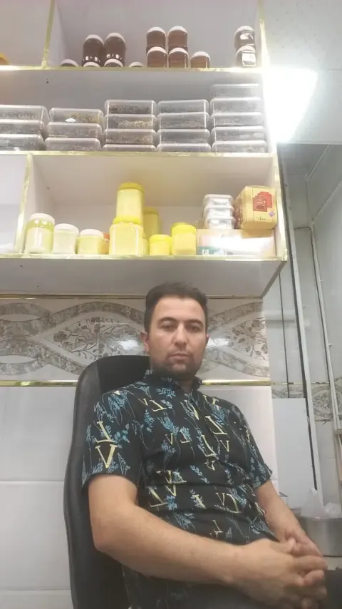 لبنیات محلی تک