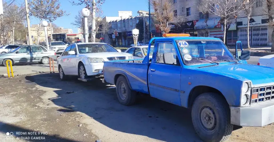 امداد خودرو یدک کش چرخگیر جرثقیل خودروبر