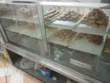 شیرینی سرای گل سرخ