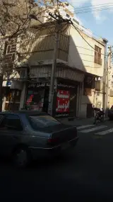 شیشه و قفل اتومبیل علی