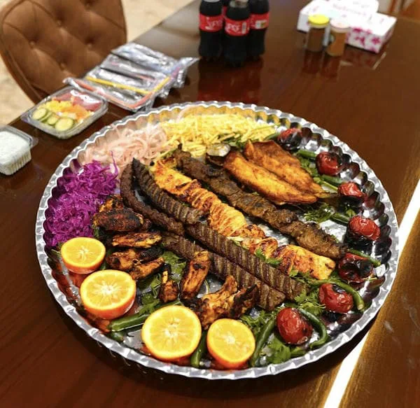 رستوران لوکس ضیافت