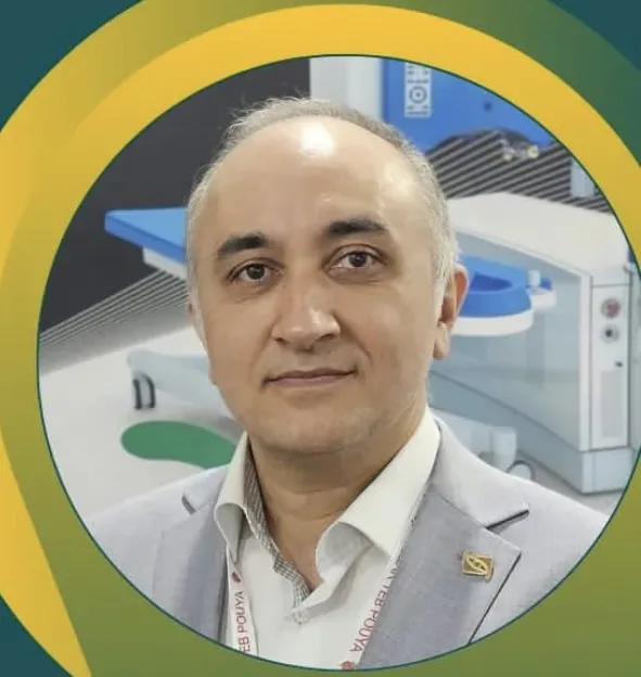 چشم پزشک جراح لیزیک و آب مروارید فوق تخصص فمتولیزیک و فمتواسمایل