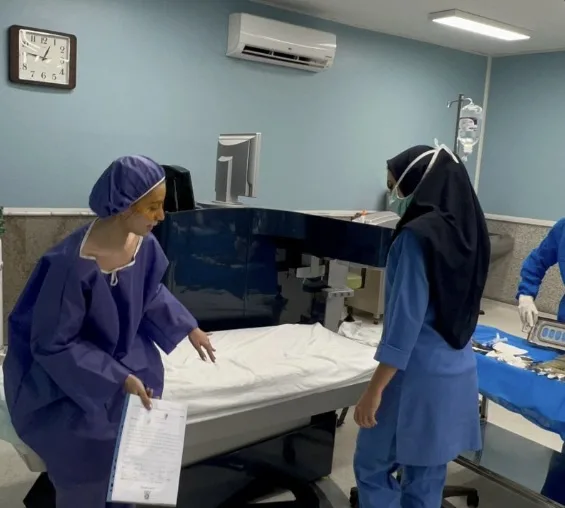 چشم پزشکی(لازک لیزیک فمتولیزیک)