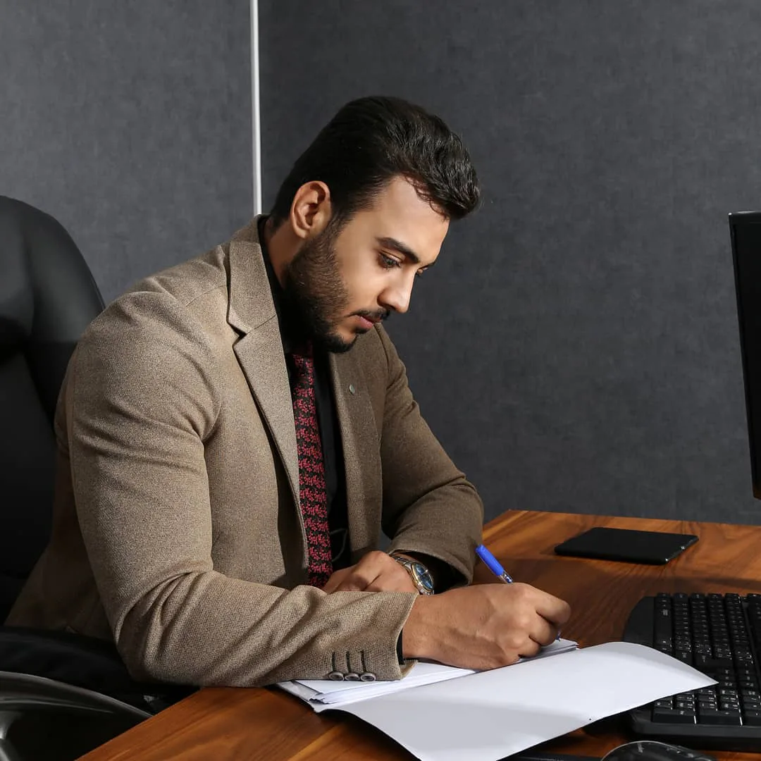 بهرام عباسی وکیل پایه یک دادگستری
