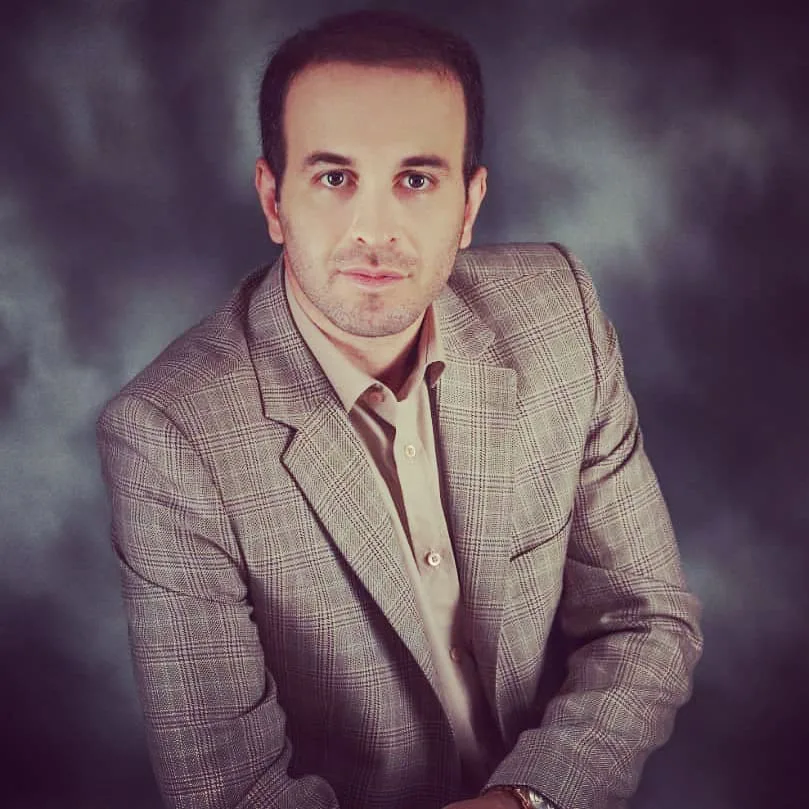 حامد نصرتی وکیل پایه یک دادگستری