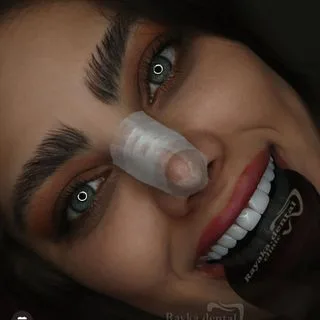 دندانپزشکی رایکا/خدمات درمانی و زیبایی