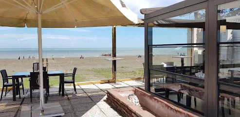 MotelGhoo Orkideh Restaurant