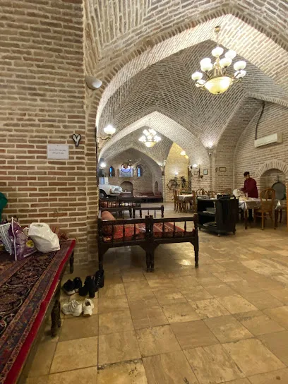 Ghasre Aghigh Traditional restaurant
