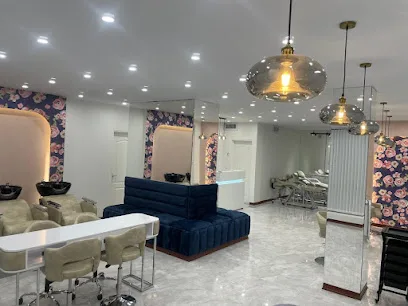 سالن زیبایی و پوست رُزیش