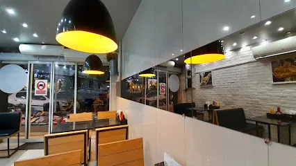 فست فودشیلا(شعبه گیشا)