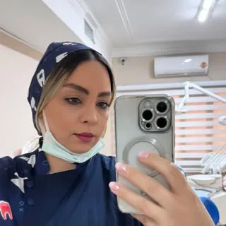 دکتر فاطمه هاشمی دندانپزشک (TUMS)