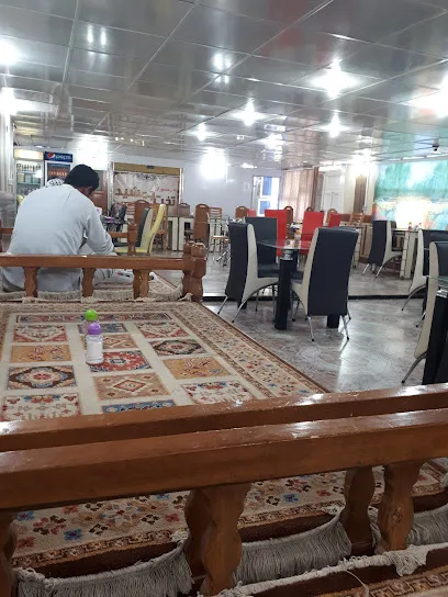 رستوران و مهمان پذیر فراز تخت جمشید