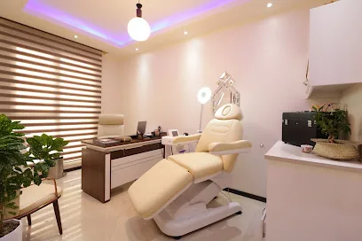 کلینیک زیبایی مارال در سعادت آباد-غرب تهران