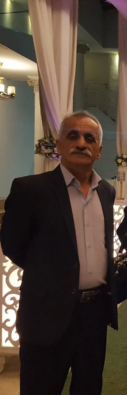 مشاور املاک اصغری