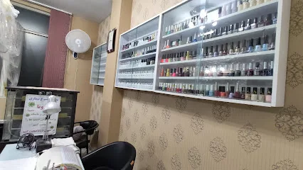 سالن زیبایی شقایق