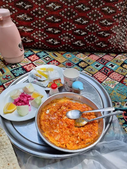 رستوران آبشار دوقلو