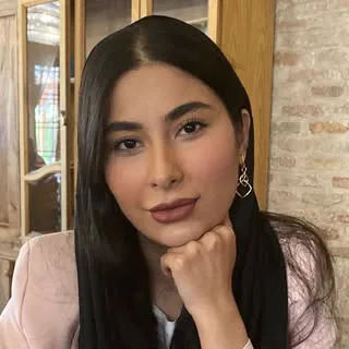 الناز طالبي  Elnaz Talebi